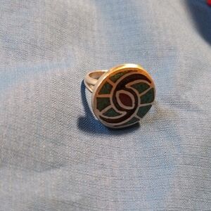 Elegant Silver and Green Mosaic Ring